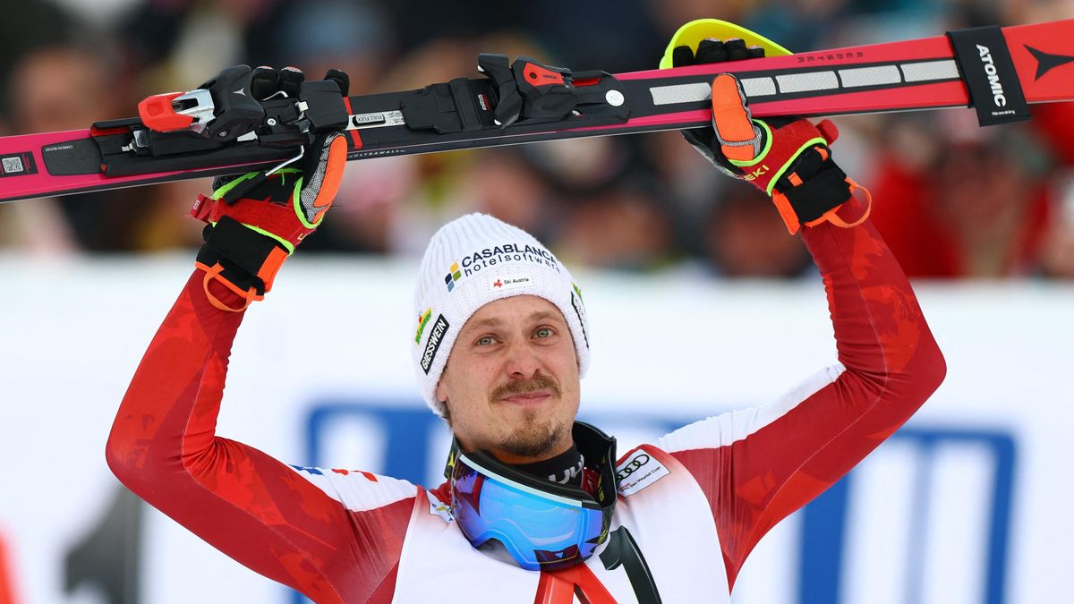 Slalom v Kitzbühelu ovládl Feller